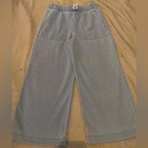 Copper Key Girls size Medium